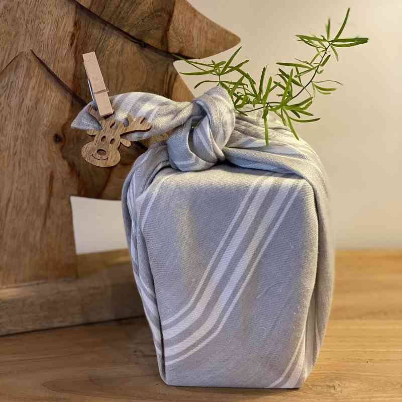 Linen Furoshiki - Reusable gift wrap 45x45cm